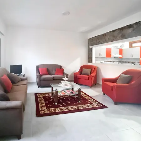 Tatil Evi Flat With Garden 5 Min To Kyrenia Castle
