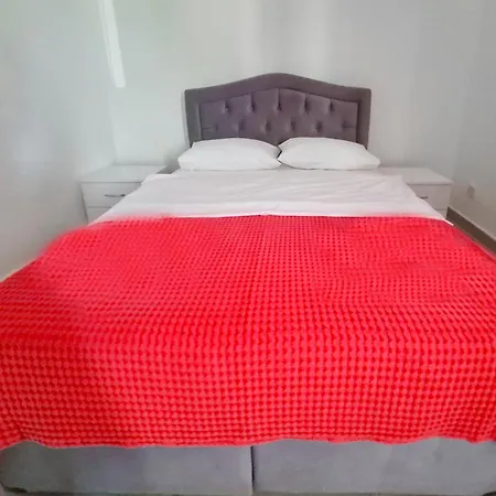 Flat With Garden 5 Min To Kyrenia Castle Holiday home Kyrenia (Northern Cyprus)